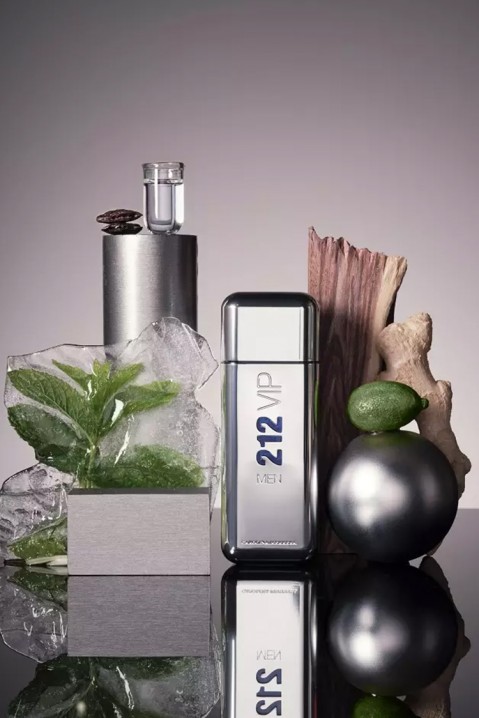 Парфюм Carolina Herrera 212 VIP Men EDT 100 mlIVET.BG - Твоят онлайн бутик.