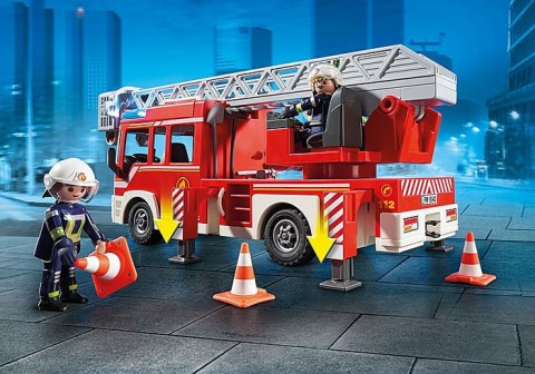 Комплект с фигурки City Action 9463 Пожарна кола със стълбаIVET.BG - Твоят онлайн бутик.