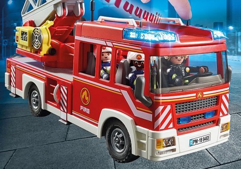 Комплект с фигурки City Action 9463 Пожарна кола със стълбаIVET.BG - Твоят онлайн бутик.