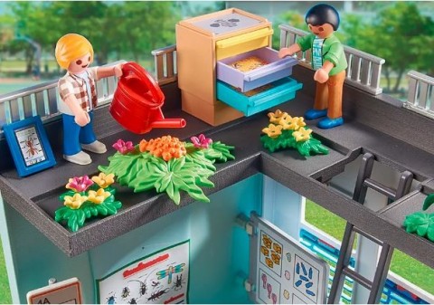 Комплект с фигурки City Life 7132 7 Голямото училищеIVET.BG - Твоят онлайн бутик.