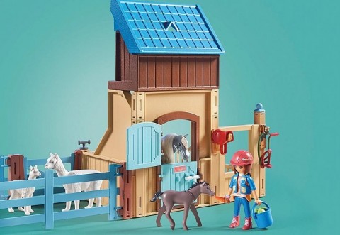 Комплект с фигурки Horses 71353 Амелия и Уиспер с конюшняIVET.BG - Твоят онлайн бутик.