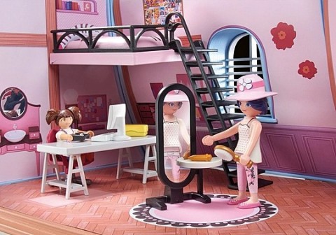 Комплект фигурки Miraculous 71334 Таванското помещение на МаринетIVET.BG - Твоят онлайн бутик.