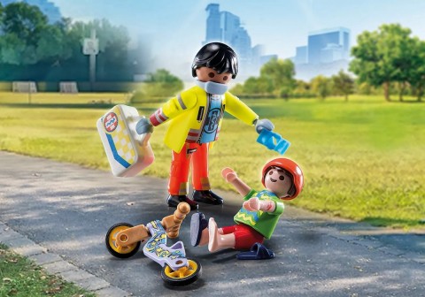 Фигурки City Life 71245 Медицински служител с пациентIVET.BG - Твоят онлайн бутик.