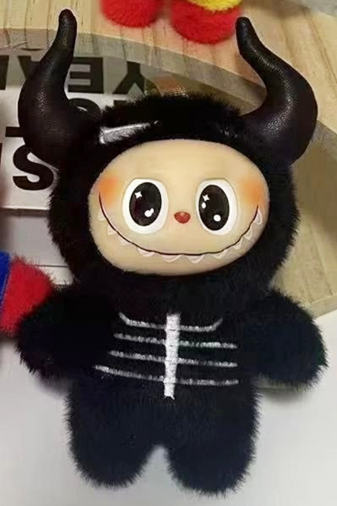 Плюшена висулка LABUBU DEVILAN, Цвят: черен, IVET.BG - Твоят онлайн бутик.