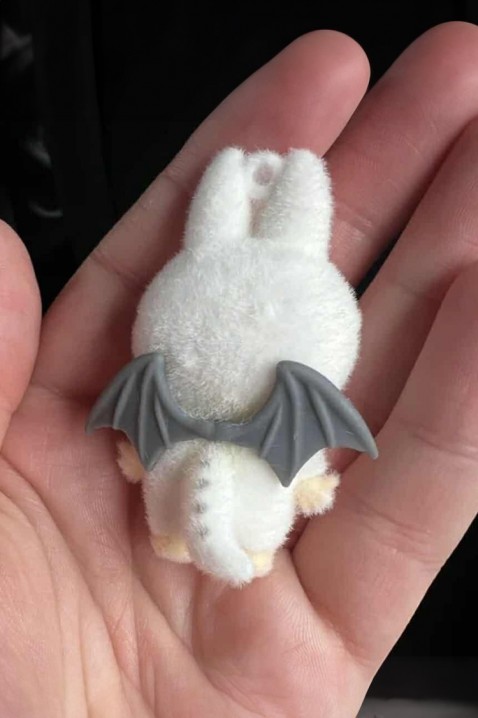 Аксесоар LABUBU BAT, Цвят: бял, IVET.BG - Твоят онлайн бутик.