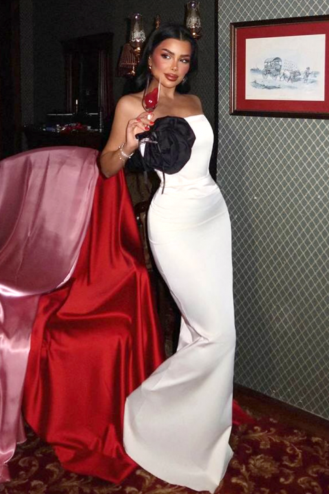 Рокля MERGELA, Цвят: бял, IVET.BG - Твоят онлайн бутик.