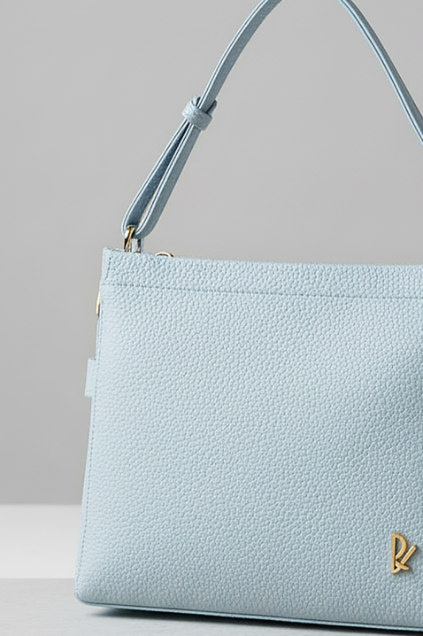 Дамска чанта BALVENDA SKY, Цвят: светлосин, IVET.BG - Твоят онлайн бутик.