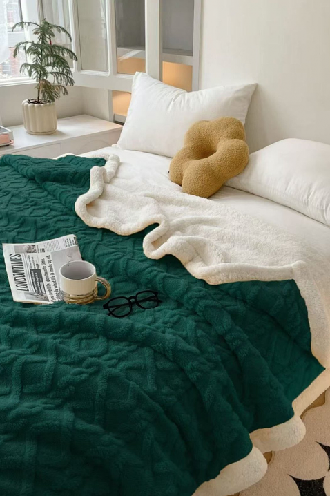 Покривало за легло ERTIOLJA GREEN 200х220 cm, Цвят: зелен, IVET.BG - Твоят онлайн бутик.