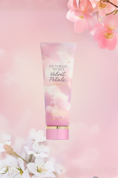 Лосион за тяло Victoria`s Secret Velvet Petals Daydream Body Lotion 236 mlIVET.BG - Твоят онлайн бутик.
