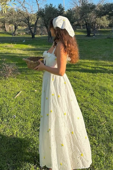 Романтична рокля в бохо стил от памук с флорален мотив VELMIRA, Цвят: екрю, IVET.BG - Твоят онлайн бутик.