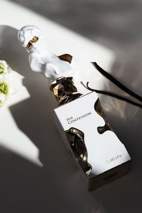 Арабски парфюм Lattafa Her Confession EDP 100 ml IVET.BG - Твоят онлайн бутик.