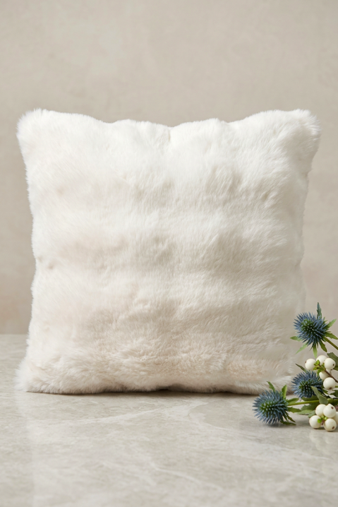 Луксозна калъфка за декоративна възглавница CARMENA WHITE 40х40 cm, Цвят: бял, IVET.BG - Твоят онлайн бутик.