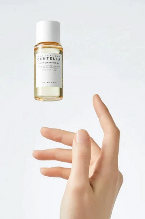 SKIN1004 Madagascar Centella Light Cleansing Oil 30 mlIVET.BG - Твоят онлайн бутик.