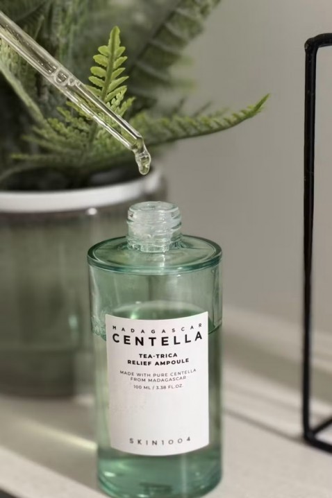 SKIN1004 Sample Madagascar Centella Tea-Trica Relief Ampoule with Tea Tree SAMPLE 1,5 mlIVET.BG - Твоят онлайн бутик.