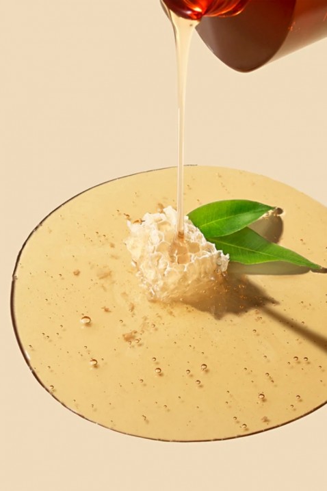 Daeng Gi Meo Ri Professional Honey Therapy PLUS Shampoo 500 mlIVET.BG - Твоят онлайн бутик.