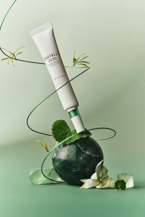 SKIN1004 Madagascar Centella Tea-Trica Spot Cream 20 mlIVET.BG - Твоят онлайн бутик.