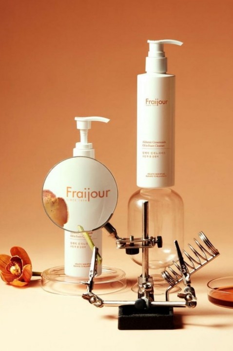 Fraijour Alchemic Ginsenoside Oil to Foam Cleanser 210 mlIVET.BG - Твоят онлайн бутик.