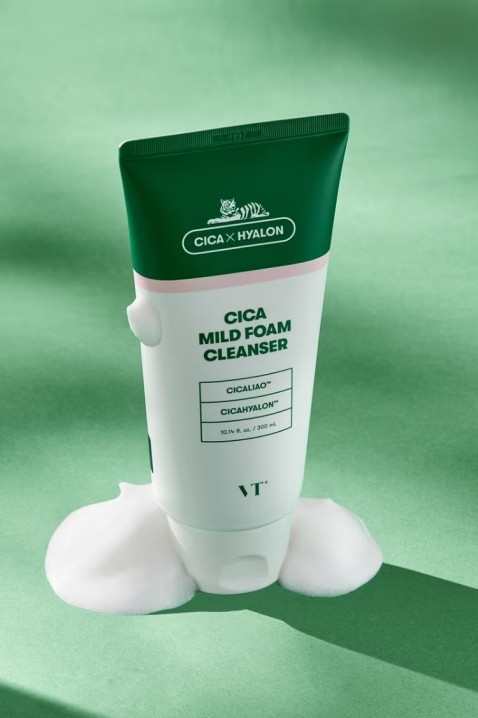 VT COSMETICS Cica Mild Foam Cleanser 300 mlIVET.BG - Твоят онлайн бутик.