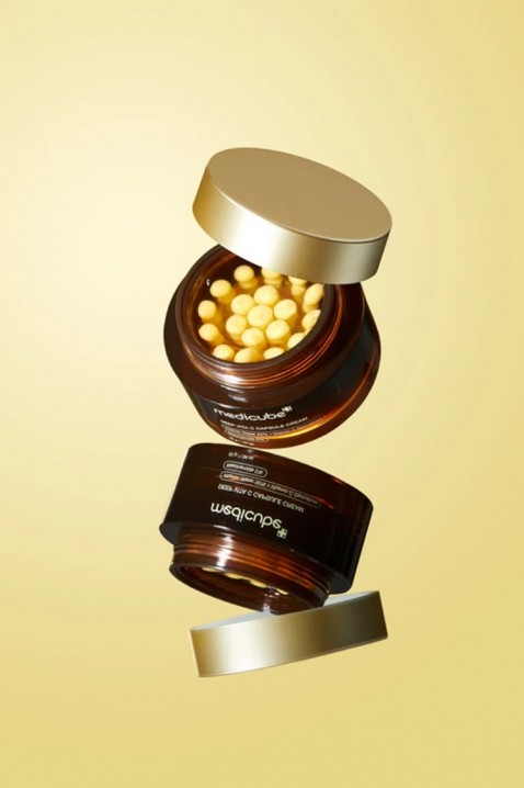 MEDICUBE Deep Vita C Capsule Cream 55 mlIVET.BG - Твоят онлайн бутик.