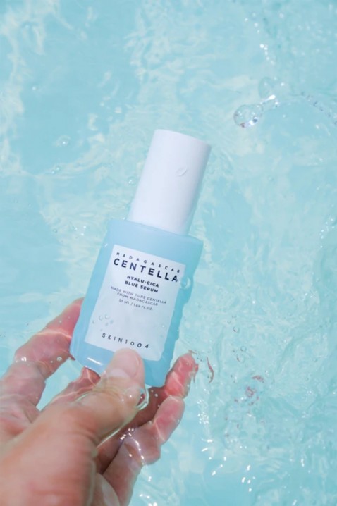 SKIN1004 Madagascar Centella Hyalu-Cica Blue Serum 30 mlIVET.BG - Твоят онлайн бутик.