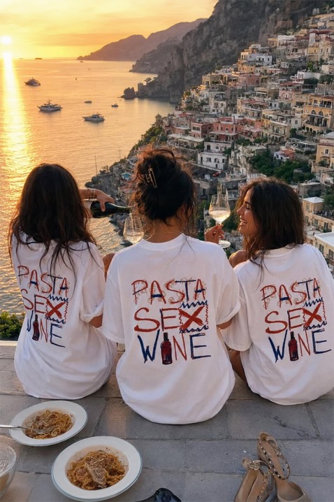 Дамска тениска със свободен силует и принт pasta sex wine BELVITA, Цвят: бял, IVET.BG - Твоят онлайн бутик.