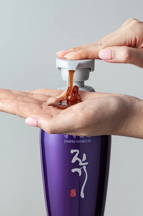 Daeng Gi Meo Ri Vitalizing Shampoo 300 mlIVET.BG - Твоят онлайн бутик.