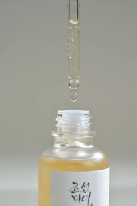 Beauty of Joseon Glow Serum: Propolis + Niacinamide 30 mlIVET.BG - Твоят онлайн бутик.