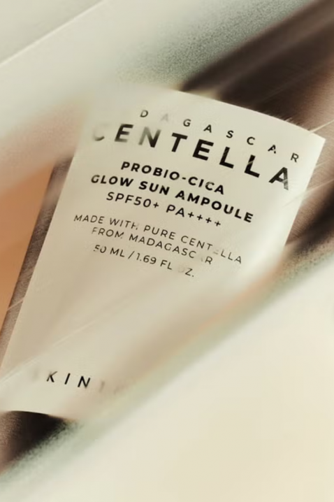 SKIN1004 Madagascar Centella Probio-Cica Glow Sun Ampoule SPF50 50 mlIVET.BG - Твоят онлайн бутик.