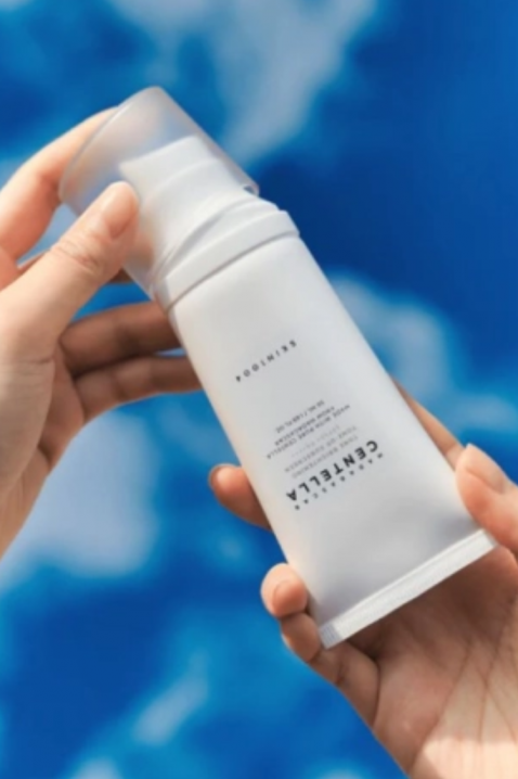 SKIN1004 Madagascar Centella Tone Brightening Tone-Up Sunscreen 50 mlIVET.BG - Твоят онлайн бутик.