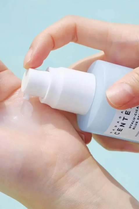 SKIN1004 Madagascar Centella Hyalu-Cica Blue Serum 50mlIVET.BG - Твоят онлайн бутик.