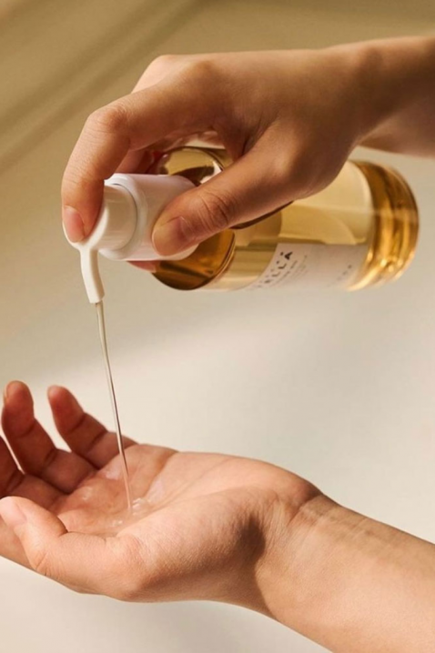 SKIN1004 Madagascar Centella Light Cleansing Oil 200 mlIVET.BG - Твоят онлайн бутик.