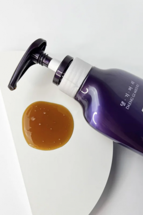Daeng Gi Meo Ri Vitalizing Shampoo 300 mlIVET.BG - Твоят онлайн бутик.