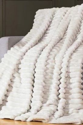 одеяло DIMFELDA WHITE 200x220 cm