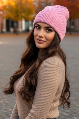 шапка SNEROLZA PINK